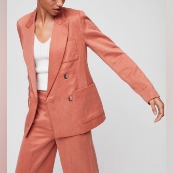 Aritzia Wilfred Remie Linen Blazer - Picture 2 of 16